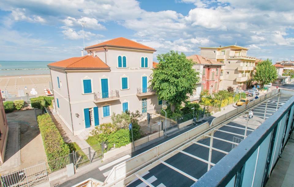 Residence Doral Римини Экстерьер фото