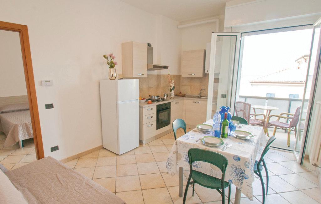 Residence Doral Римини Экстерьер фото